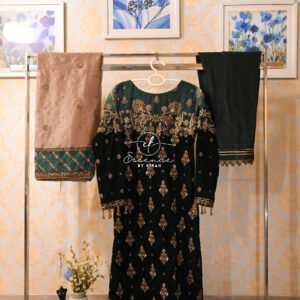 Luxury Velvet Embroidered 3-Piece Suit with Chiffon Dupatta